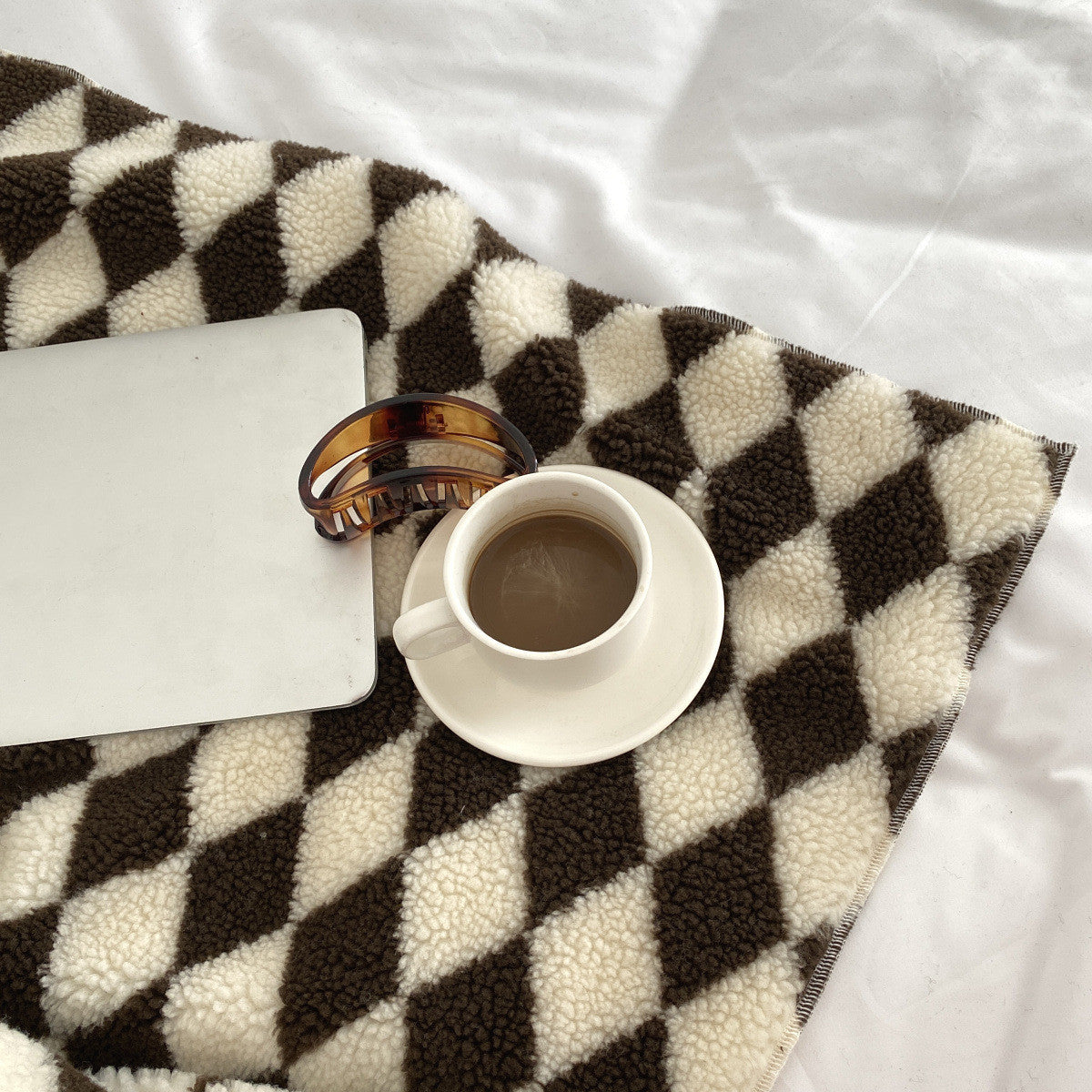 Simple And Stylish Black And White Checkered Contrast Color Blanket