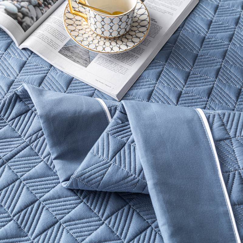 Three-piece Solid Color Quilted Quilted Bed Cover