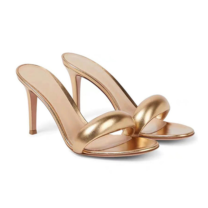 WOMEN HEELED SHOES