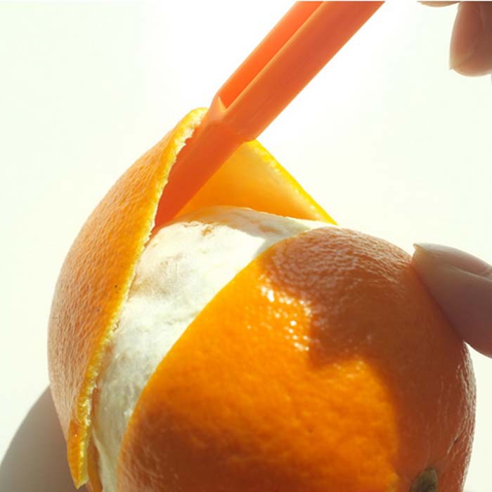 2pcs Plastic peeler orange