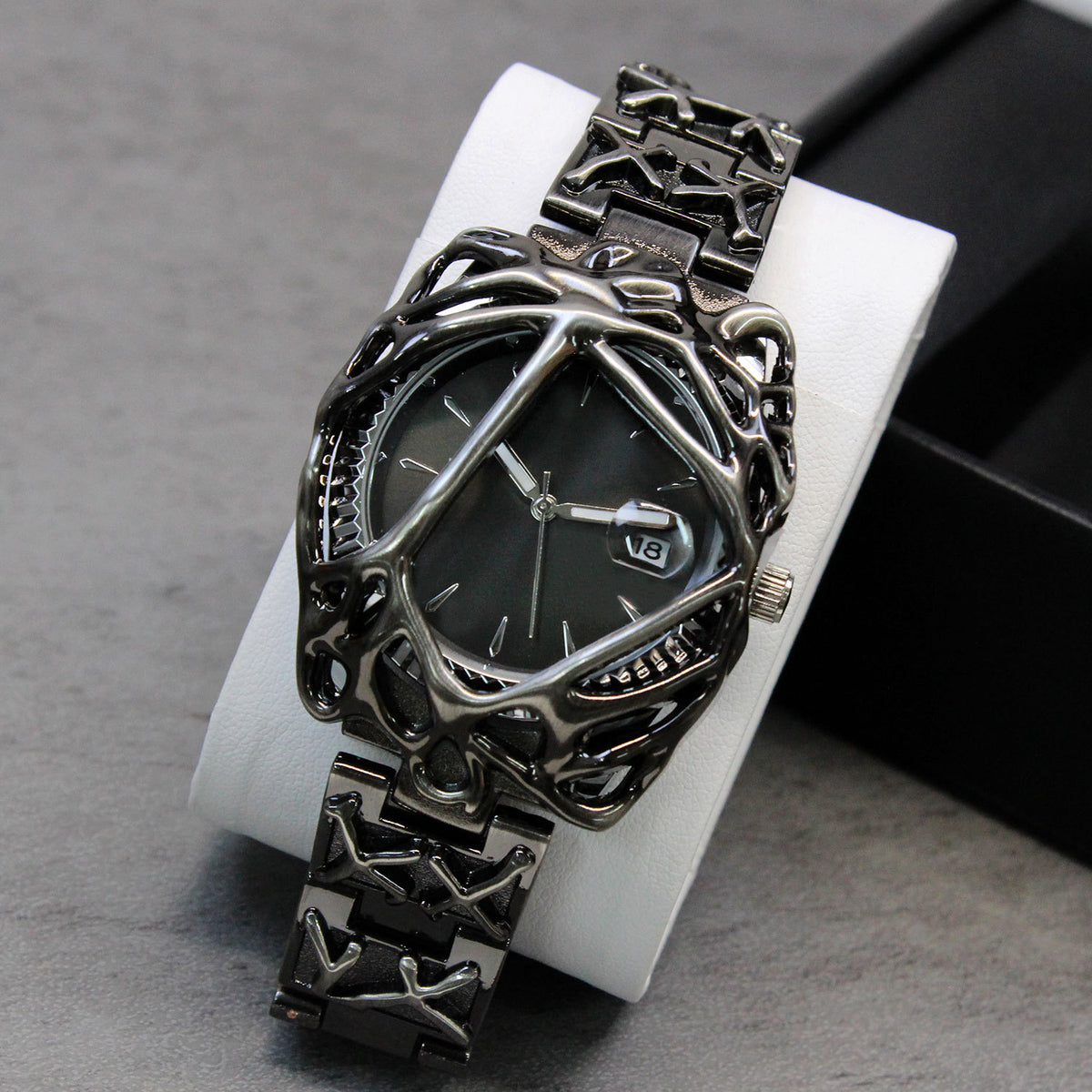 European And American Special-shaped Advanced Special-interest Design Watch