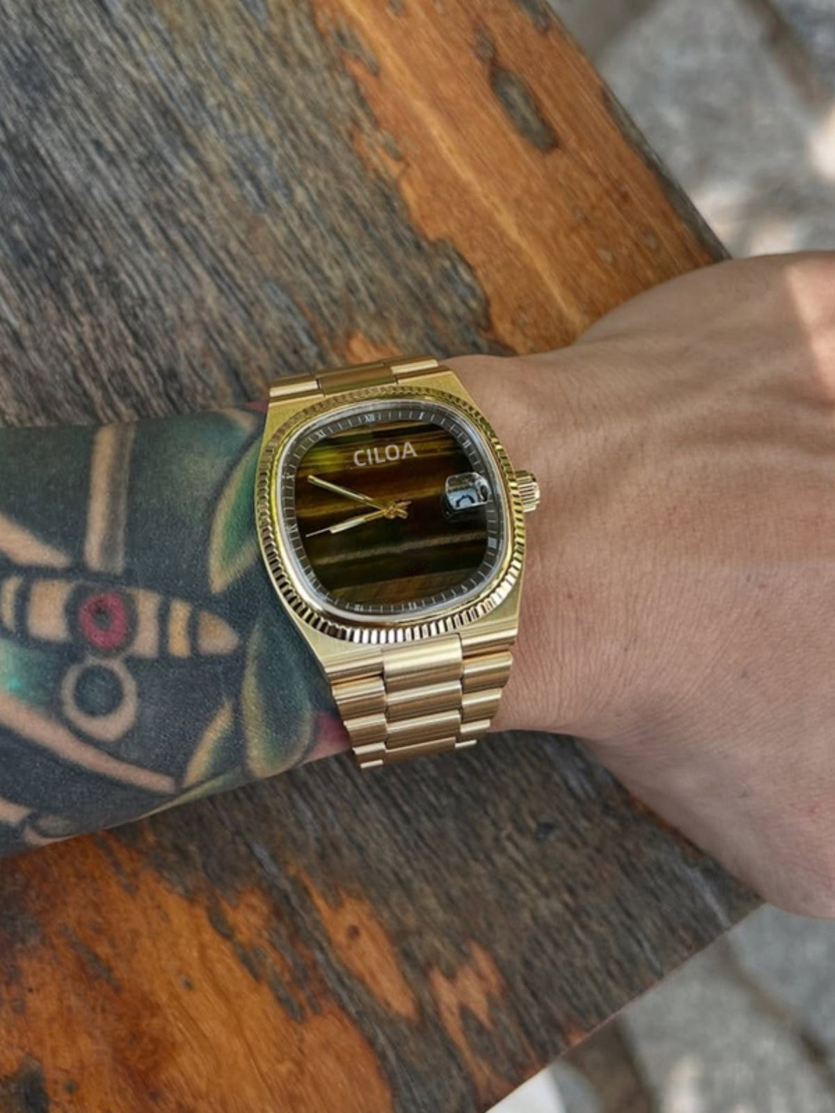 Wormhole Concept Men's Sporty Square Watch