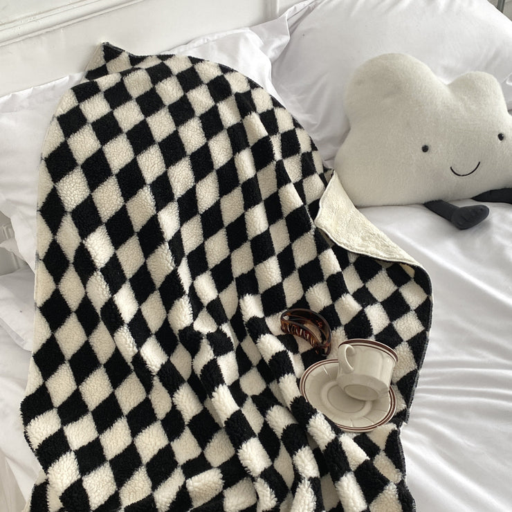 Simple And Stylish Black And White Checkered Contrast Color Blanket