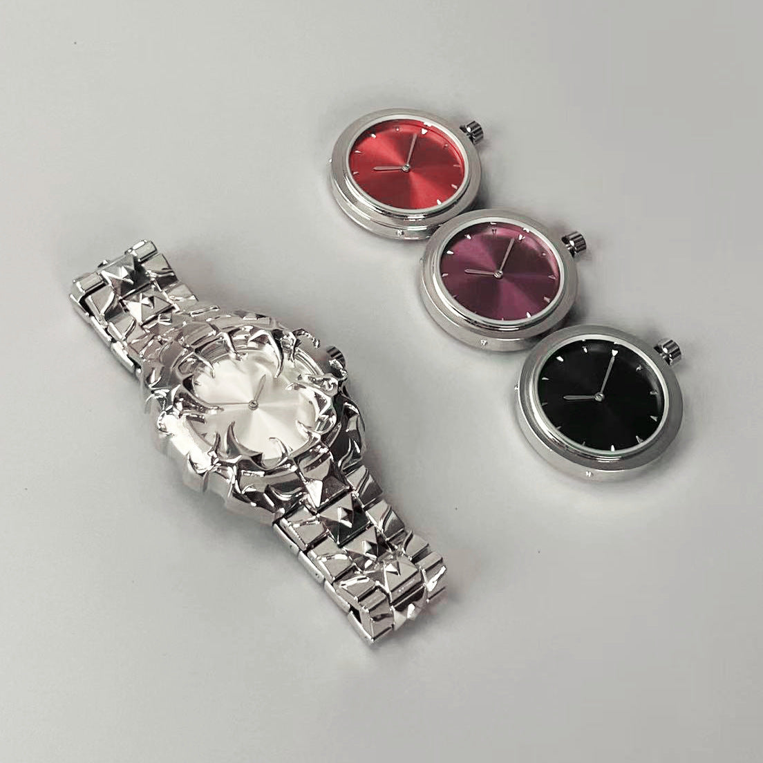 European And American-style Uniquely Shaped Claw Design Retro Personalized Quartz Watch